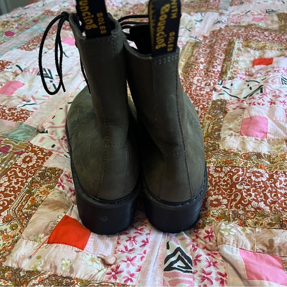 Dr. Martens Shriver HI Olive Green Lace-Up Combat Boots Women’s 9 - Picture 7 of 7